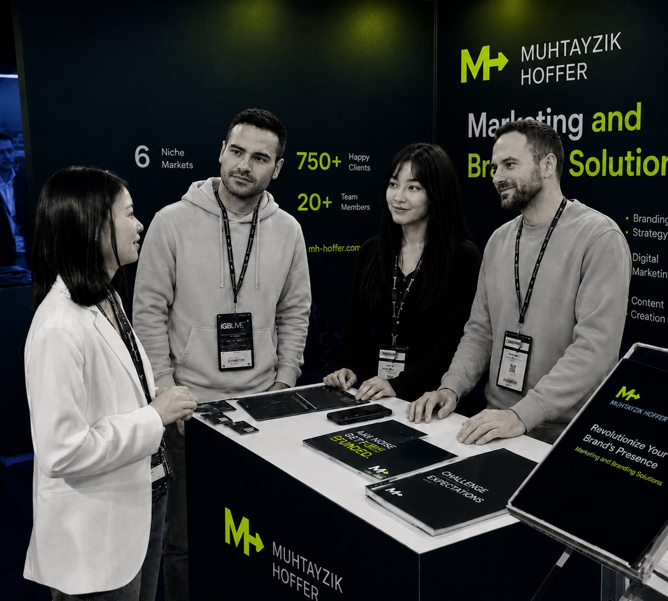 Muhtayzik Hoffer at Gitex, Berlin